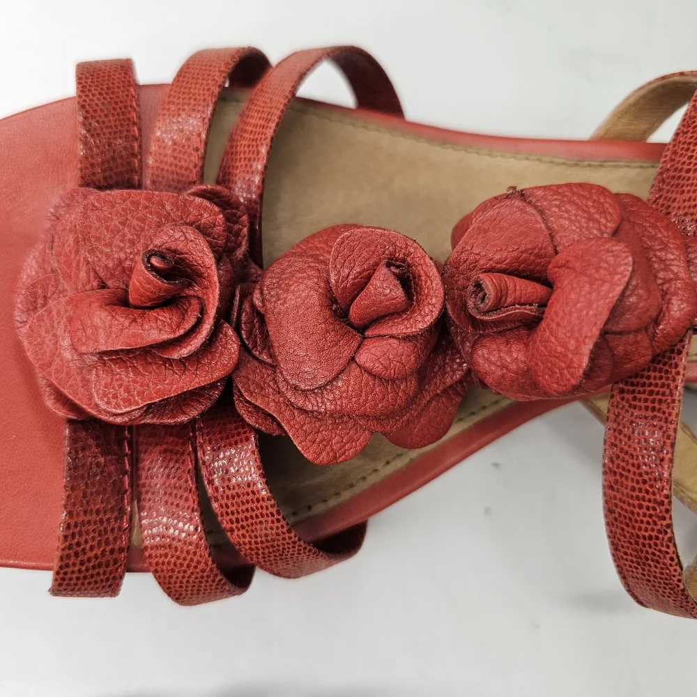Nurture Red Leather Espadrille Wedge Sandal With Floral Accents Size 11 M